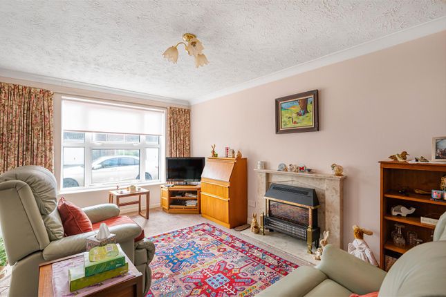 Flat 17, Cunningham Court, Ringmer Road, Seaford photo 2