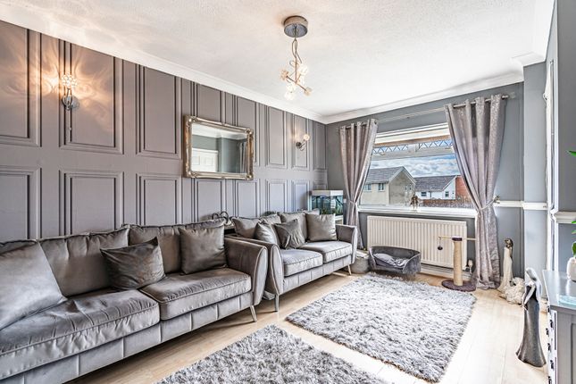 33 Foel View Close, Pontypridd photo 4