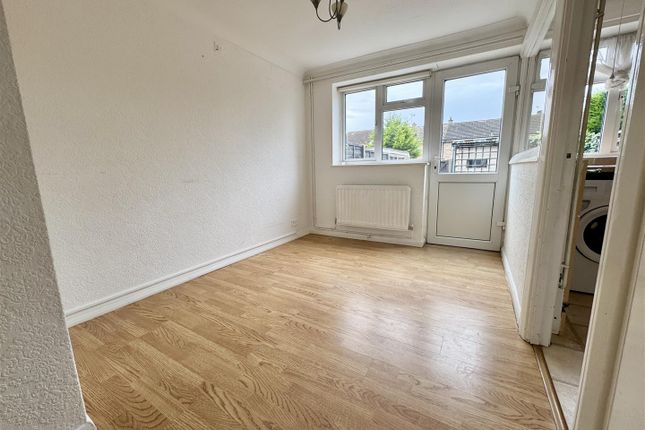 9, Flitwick Road, Westoning Bedford photo 4