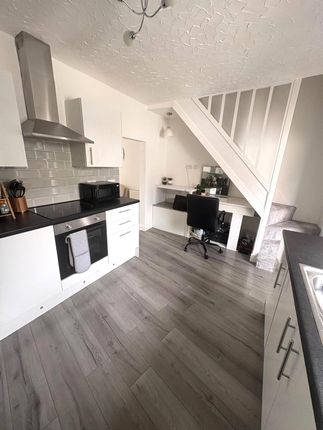 21, Mill Street, Bromley Cross, Bolton, Greater Manchester photo 4