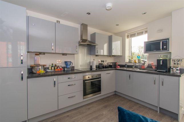 Flat for sale in 2, Grand Union Embankment, Leicester, Leicestershire
