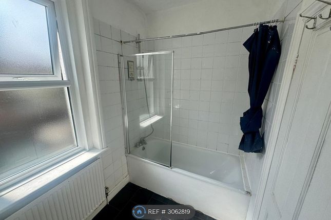Cranleigh Road, London photo 4