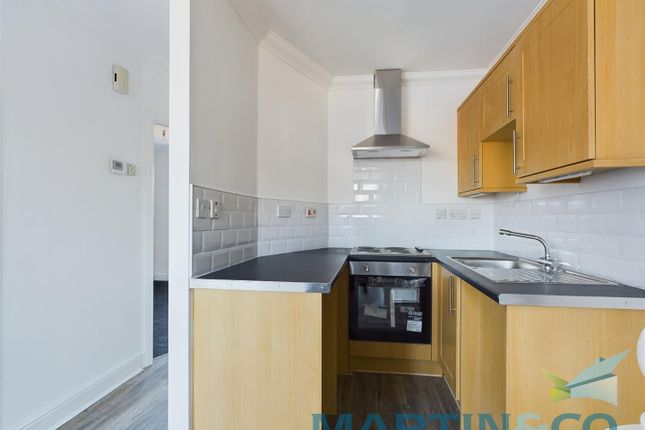 7, Meadow House, Guisborough photo 3
