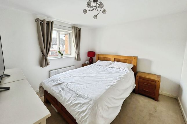 2, Surtees Haugh, Blaydon-On-Tyne photo 4