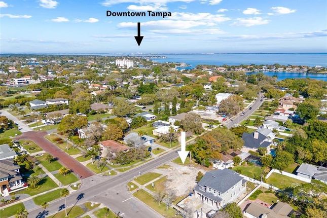 Property for sale in 323 Appian Way Ne, St Petersburg, Florida, 33704, United States Of America