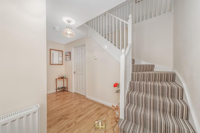 21, Colin Gibson Drive, Dundee photo 2