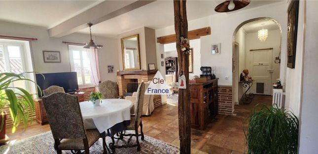 Country house for sale in Gragnague, Midi-Pyrenees, 31380, France