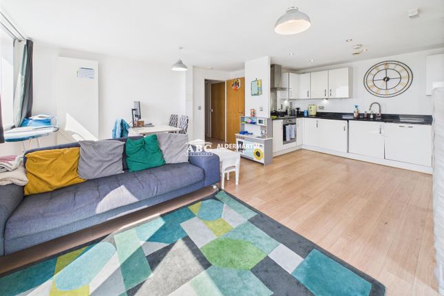 Flat 47, Cipher Court, Flowers Close, London photo 4