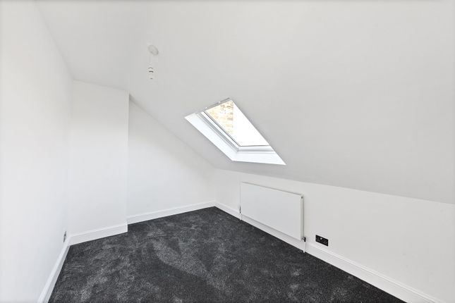 47, Hartham Road, London photo 2