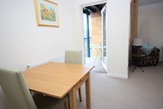 Flat 3, 12, Tower Place, Edinburgh photo 4
