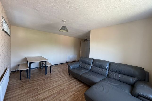 21, Tyber Drive, Birmingham photo 3