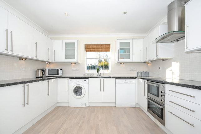 Holyport Cottage,, The Green, Maidenhead photo 4