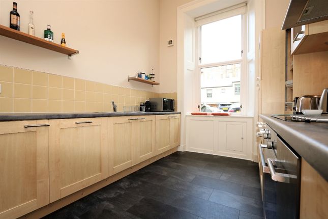 Flat to rent in Lynedoch Street, Glasgow