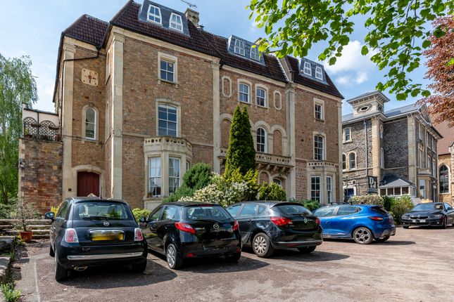 Flat for sale in Oakfield Mansions, Bristol