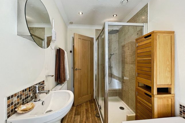 50 Fairfield Road, Broadstairs photo 3