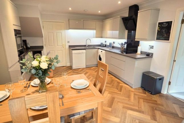 19, Burleigh Rise, Newark photo 4