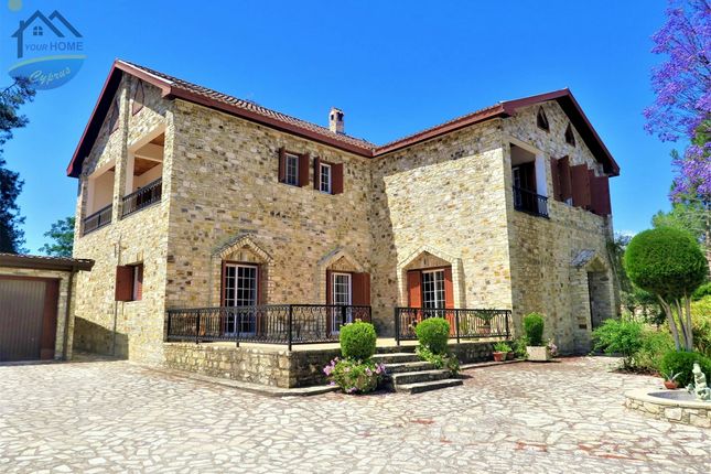 Villa for sale in Yh1019, Psevdas, Larnaca, Cyprus