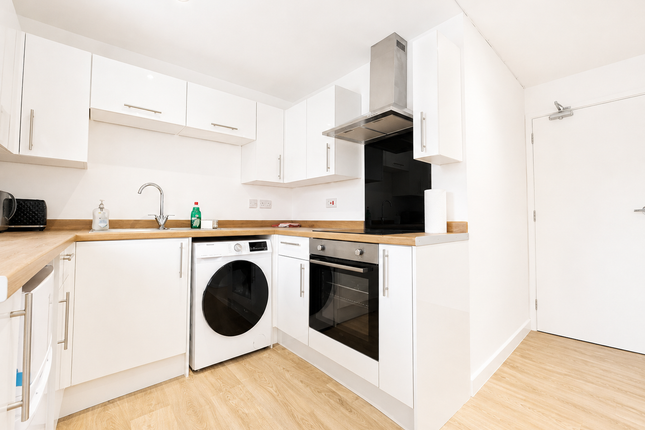 Flat 1, MANSFIELD photo 2