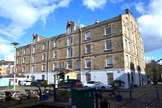 Office to let in Dock Place, Commercial Quay, Leith, Edinburgh