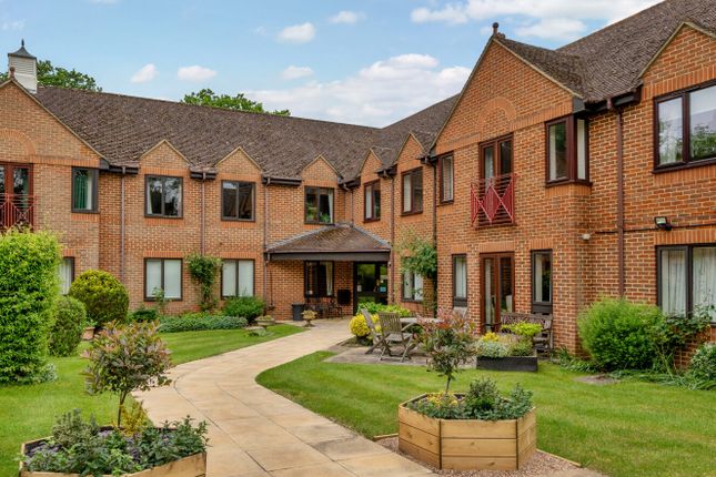 Thumbnail Flat for sale in Ashley Gardens, Shalford, Guildford, Surrey