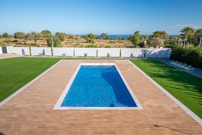 Detached house for sale in Santa Maria, 8600 Lagos, Portugal