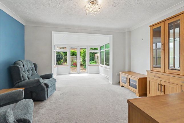 35, Warelands, Burgess Hill photo 2