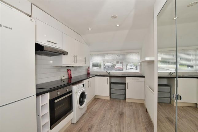 Town house for sale in Coney Burrows, London