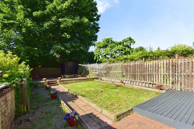 5, Kirkdale Drive, South Yorkshire photo 4