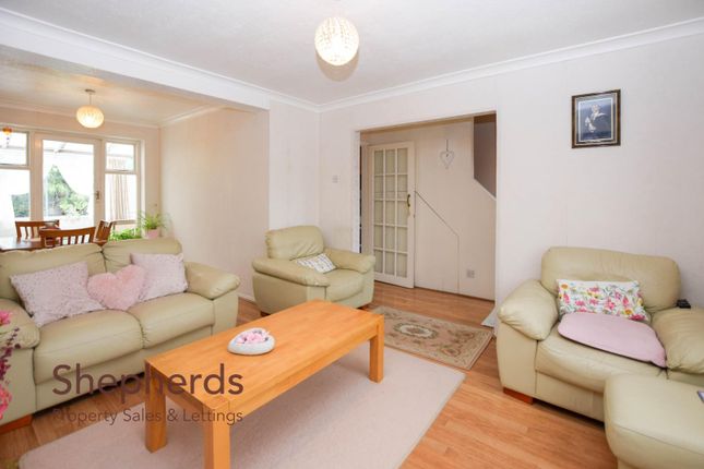 10, Hammond Close, Cheshunt photo 4