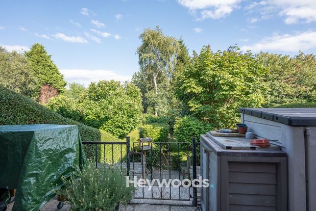 77 Kensington Road, Stoke-On-Trent photo 4