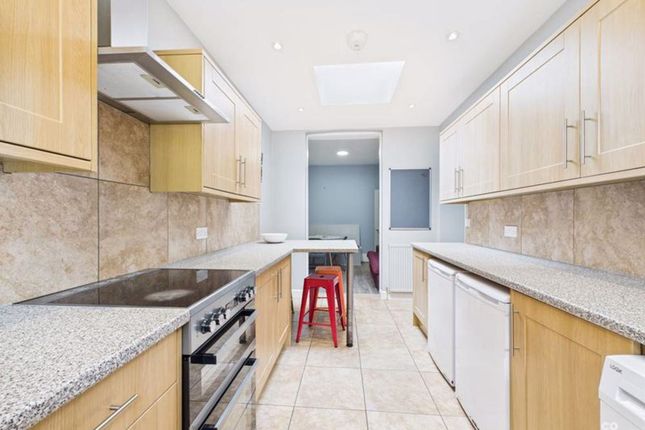 86 Riley Road, Brighton photo 4