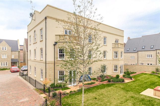 Thumbnail Flat to rent in Buttercross Lane, Witney, Oxfordshire