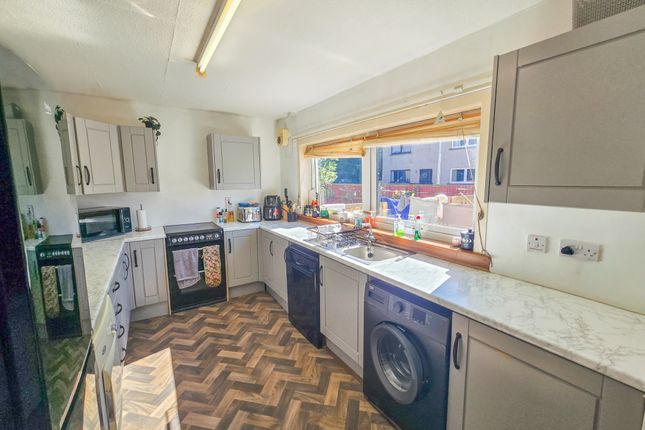 6, Sidlaw Crescent, Blairgowrie photo 2