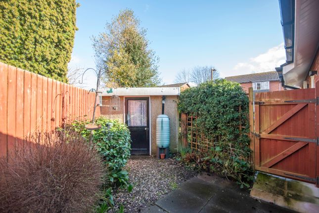100 , Eckford Park, Wem photo 4