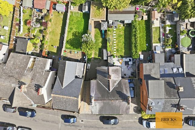 22, Cloverly Road, Ongar photo 3