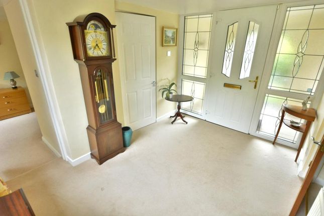 17, Park Homer Drive, Colehill photo 4
