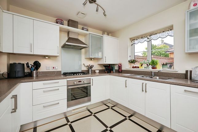 3, Jack Dunbar Place, Ashford photo 2