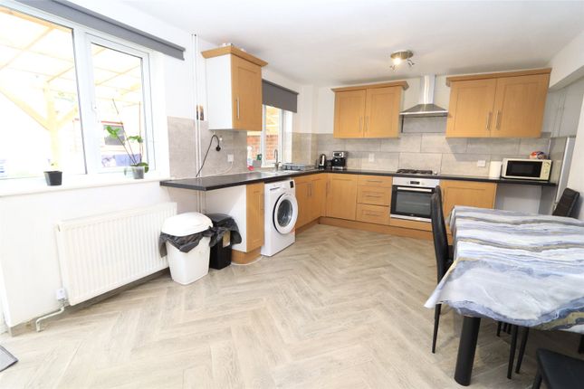 29, Turnmill Avenue, Milton Keynes photo 5