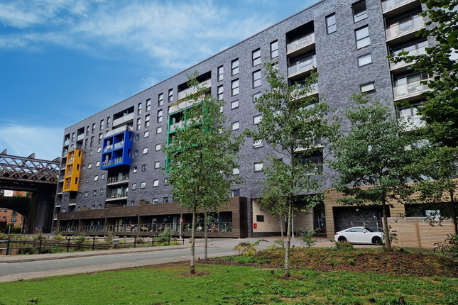 2-bed flat on 41 407 Goodwin Building, Potato Wharf, Manchester, £280,000