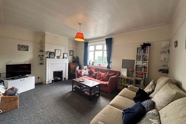 Thumbnail Flat for sale in Station Parade, Whitchurch Lane, Canons Park, Edgware