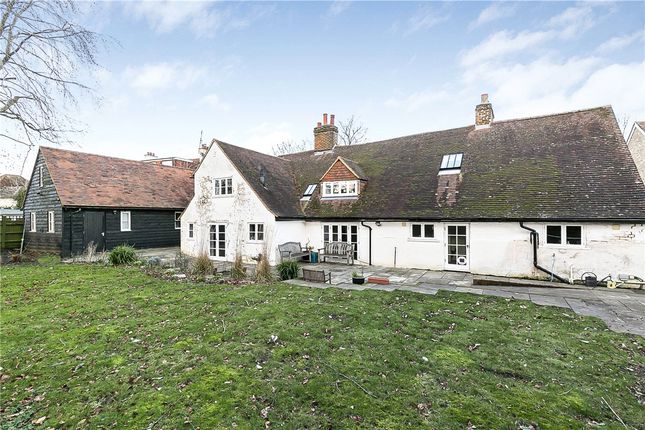 Country house for sale in Bedmond Road, Hemel Hempstead, Hertfordshire