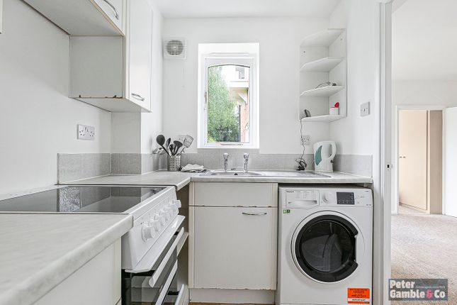 146, Brindley Close, Wembley photo 4