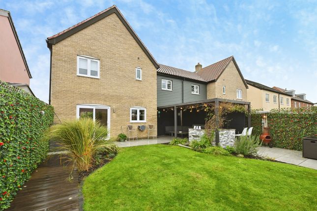Hummerston Close, BUNTINGFORD photo 2