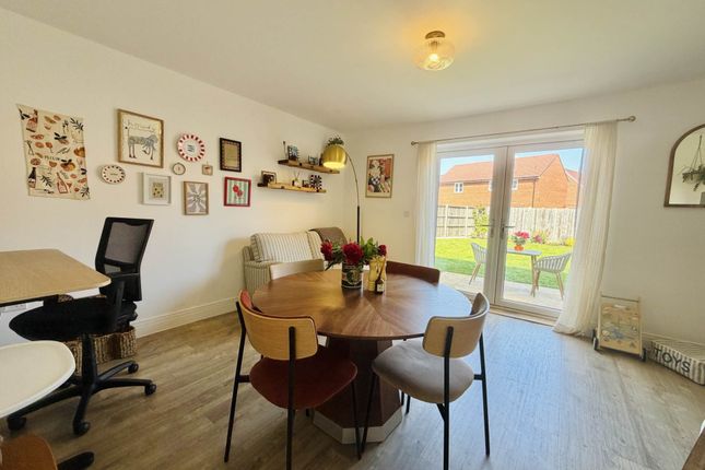 8, Kings Close, Wallingford photo 4
