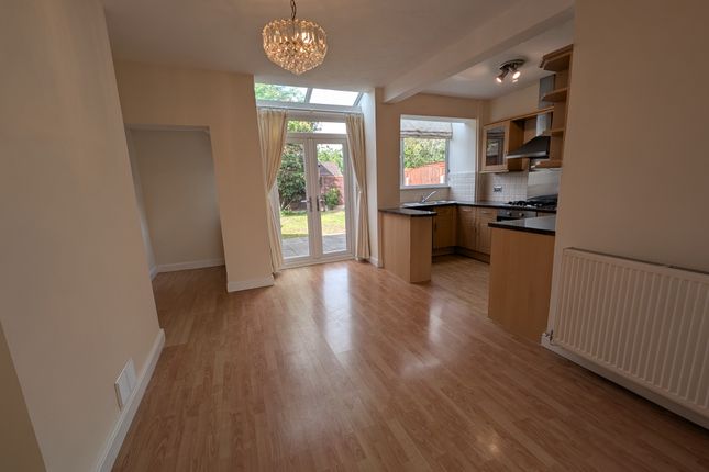 64, Stoneley Rd, Crewe photo 3