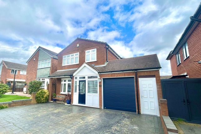 4-bed house on 2a, Wrens Avenue, Tipton, £365,000