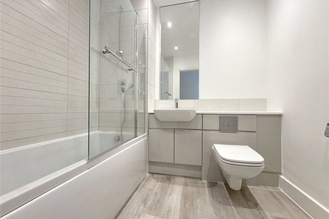 Flat 15, Wildflower Court, 1, India Way, London photo 5