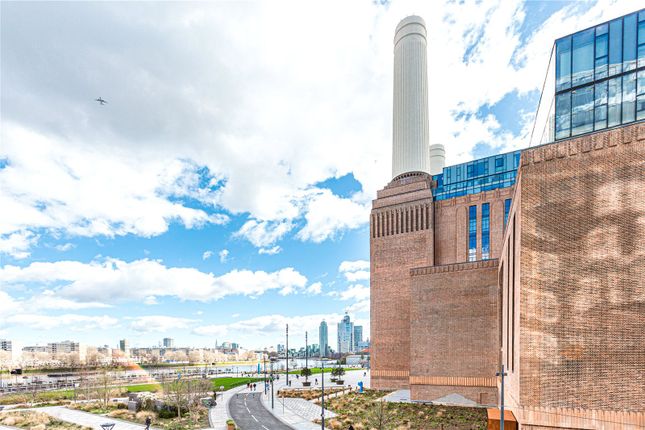 Flat for sale in Circus Road West, Battersea Power Station