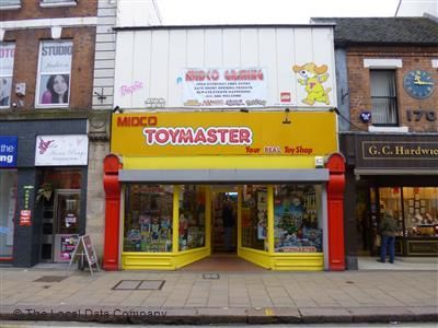 Retail premises to let in High Street, Burton Upon Trent, Staffordshire