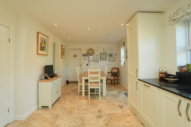 Millfield Lodge, 11, Church Hill, York photo 4